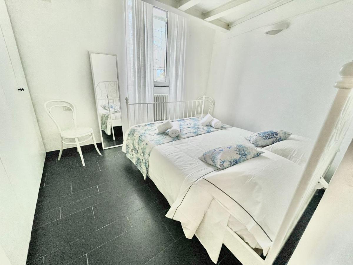 Cozy Loft Marina View Leilighet Savona Eksteriør bilde