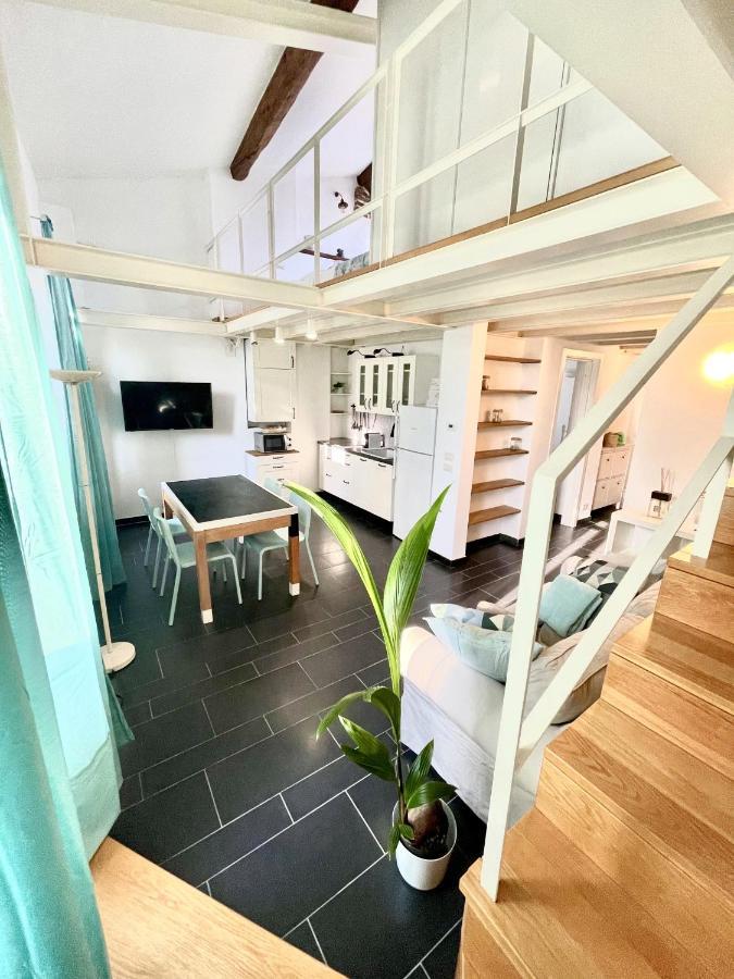 Cozy Loft Marina View Leilighet Savona Eksteriør bilde