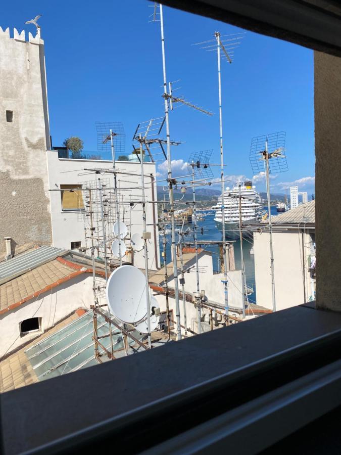 Cozy Loft Marina View Leilighet Savona Eksteriør bilde